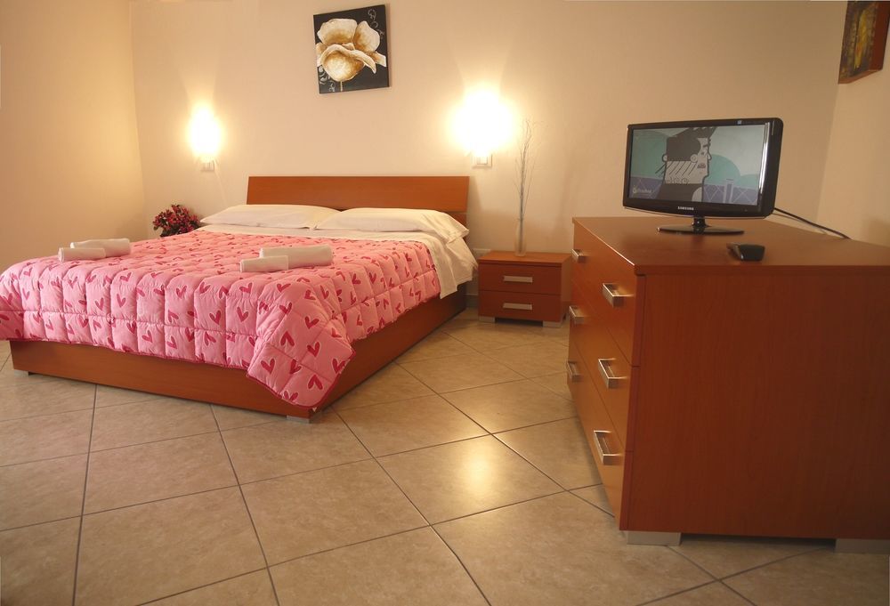 Hotel Residence Vapore 加提欧马里 外观 照片